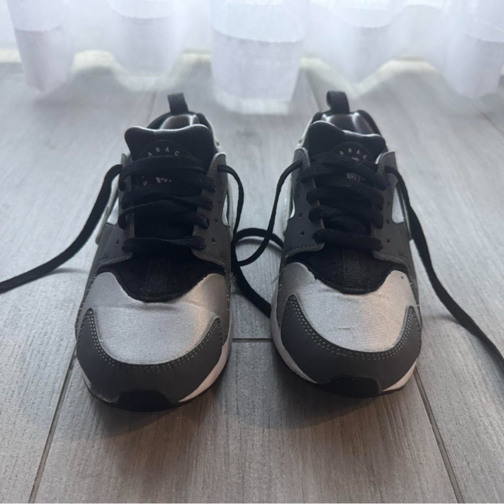 Nike Black and Gray Athletic Shoes